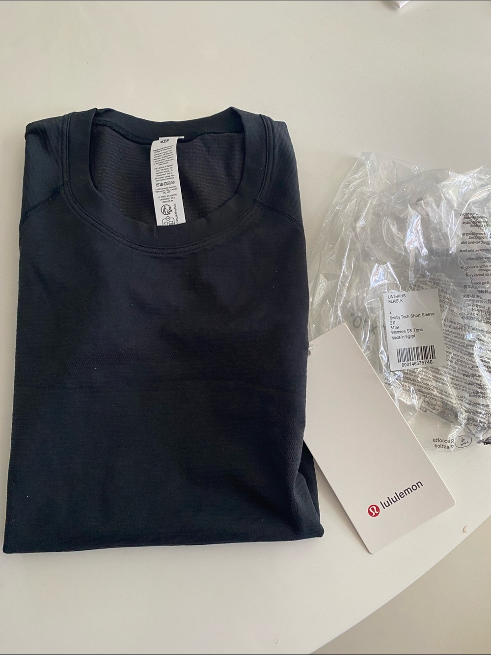 😍NWT lululemon Swiftly Tech Short-Sleeve Shirt 2.0 *Hip Length Black Size 4!